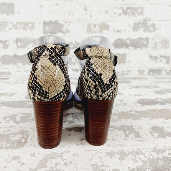 NEW Marc Fisher Natural Snake Print T-Strap Walinda Heeled Sandals W282 - Picture 6 of 10